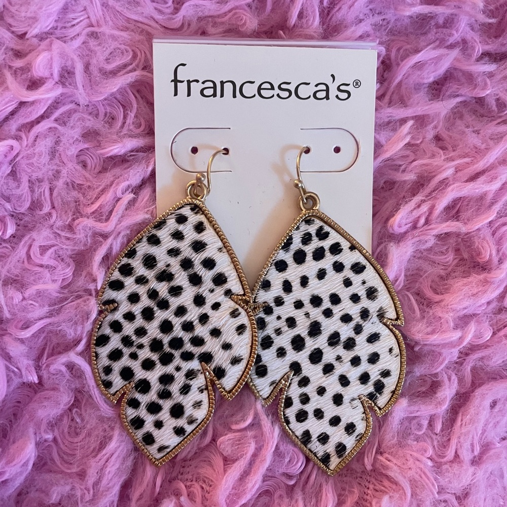 Earrings NWT‼️BOGO‼️
